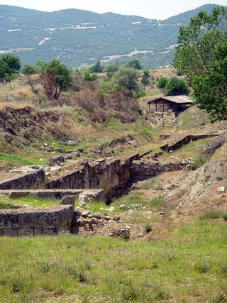 450px-Amphipolis_fortifications